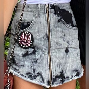 CARMAR Black & Gray tie dye denim skirt